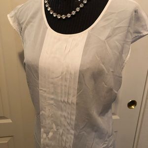 Women’s Limited white shell size large